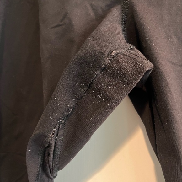Lululemon Black Pace Rival Crops 22” Inseam Size 12 (Some wear, see photos) - Picture 10 of 12